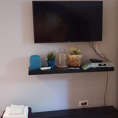 Sabijan With A Sea View 아파트 메덜린