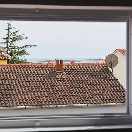 Appartement Sabijan With A Sea View