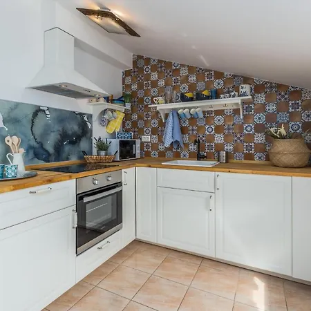 Sabijan With A Sea View Appartement *